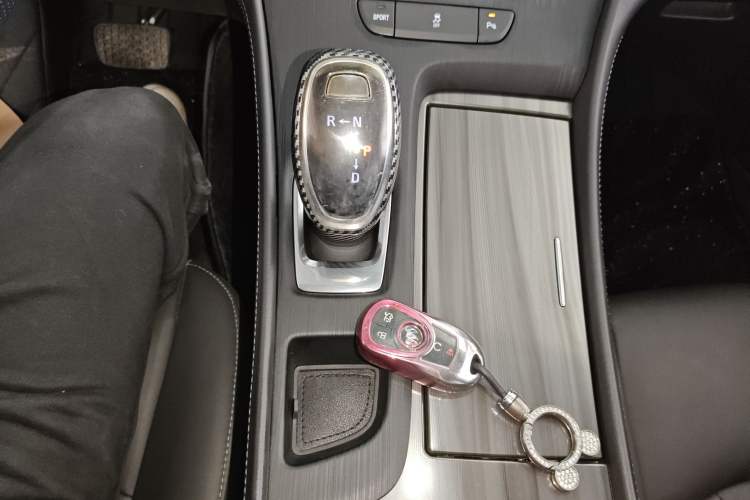 Used Buick LaCrosse 2021 652T Luxury Model
