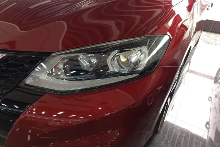 Used Nissan Tiida 2019 1.6L CVT Smart Enjoyment Version China VI Standard
