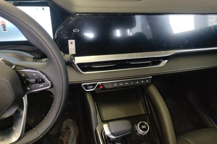 Used Geely Auto Monjaro L 2024 2.0TD DCT EVO Two-Wheel Drive Long-Range Version
