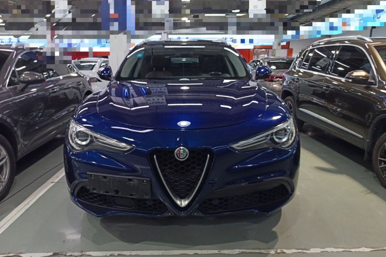 Used Alfa Romeo Stelvio 2017 2.0T 280HP Luxury Edition
