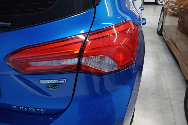 Used Ford Focus 2021 Hatchback EcoBoost 180 Automatic ST Line
