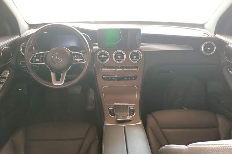 Used Mercedes-Benz GLC 2022 GLC 300 L 4MATIC Dynamic Edition Prestige Model
