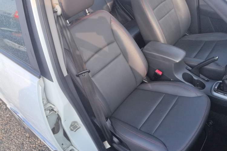 Used Chery Tiggo 3 2015 1.6L Manual Zhishang Commemorative Edition
