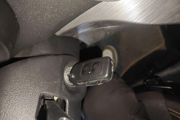 Used Chana Ruixing M60 2023 1.5L GDI Comfort-Class Passenger Vehicle 6/7 Seats
