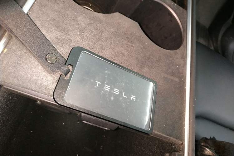 Used Tesla Model Y 2022 Rear-Wheel-Drive Version
