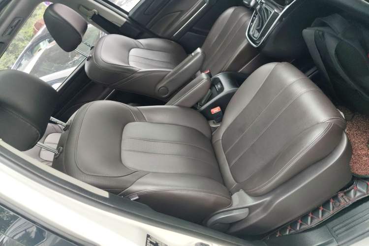 Used GAC Trumpchi M6 2019 270T DCT Luxury Edition (7-seater) China VI
