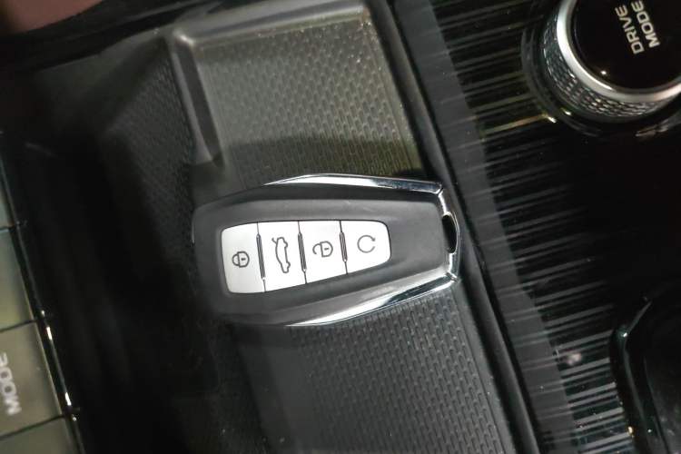 Used Geely Auto Monjaro L 2021 2.0TD DCT EVO Two-Wheel Drive Smart Luxury Version
