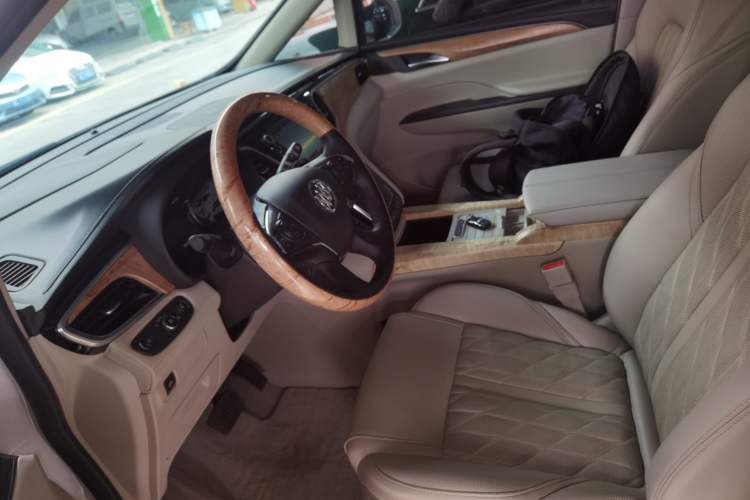 Used Buick GL8 2018 ES 28T Comfort Model China VI Standard