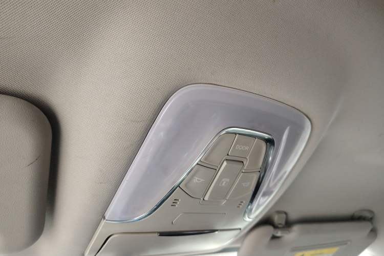 Used GAC Trumpchi GS4 2016 235T G-DCT Elite Edition