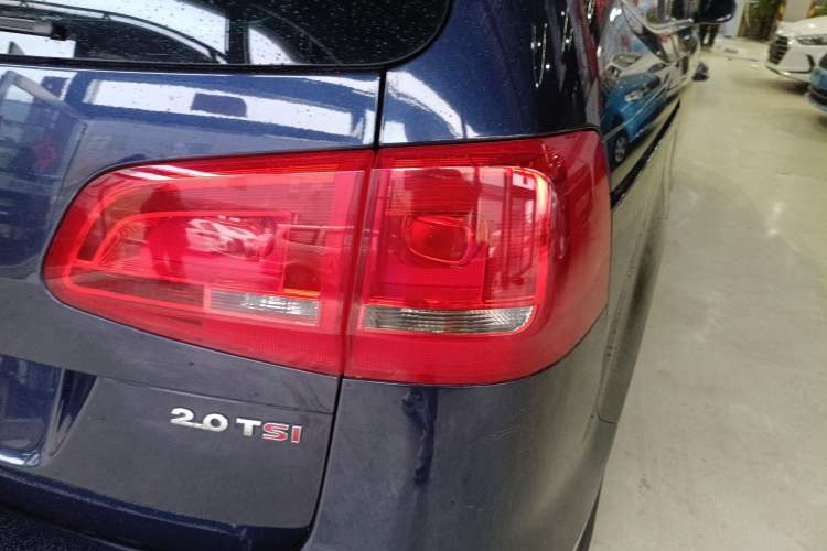 Used Volkswagen Sharan 2014 2.0 TSI Standard Model