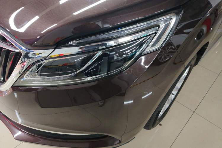 Used Buick GL8 2017 ES 28T Comfort Model China V Standard
