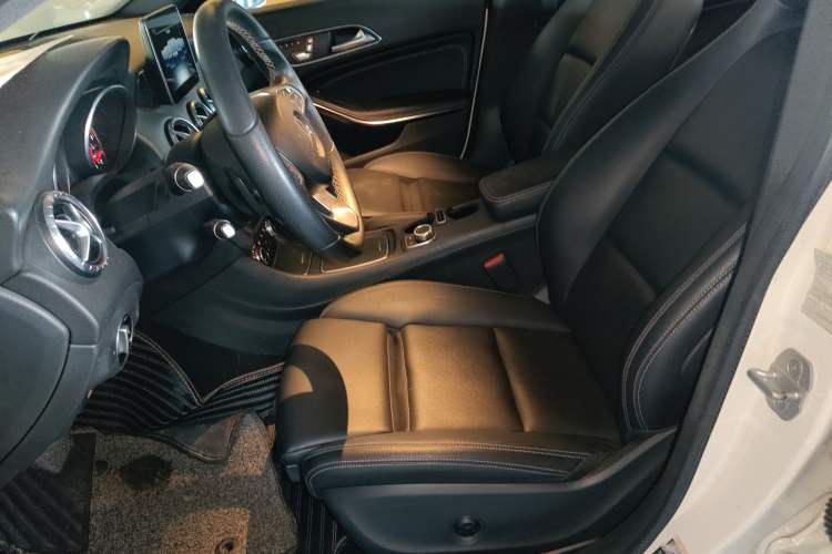 Used Mercedes-Benz CLA 2017 Facelifted CLA 200 Stylish Edition
