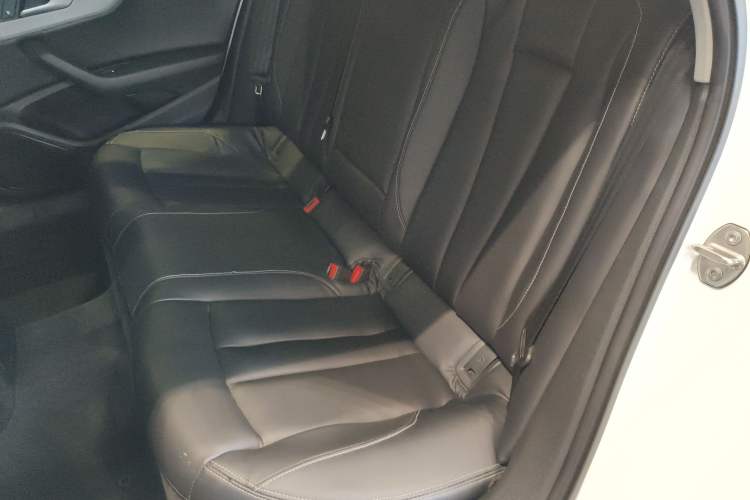 Used Audi A4L 2019 40 TFSI Ambition China VI