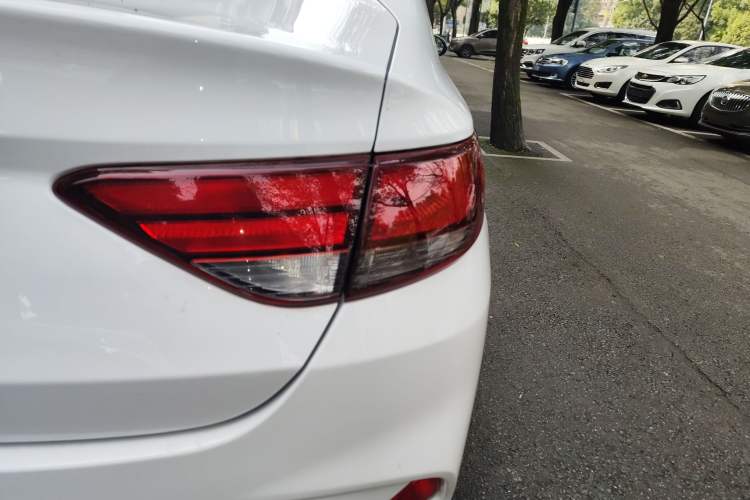 Used Hyundai Celesta 2020 1.6L Automatic GL Enjoyable Edition