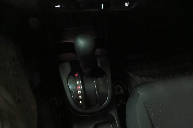 Used Honda Fit 2016 1.5L LXS CVT Comfort Sunroof Version
