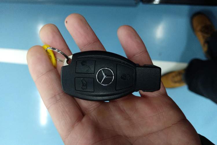 Used Mercedes-Benz Vito 2021 2.0T Elite Version 7 Seats