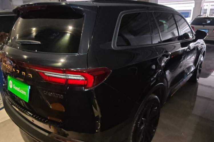 Used Ford Equator 2023 EcoBoost 225 Obsidian Orange Edition Prestige 7-Seater (2/2/3)
