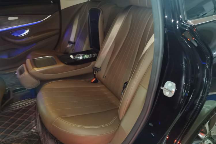 Used Mercedes-Benz E-Class 2018 Facelift E 200 L
