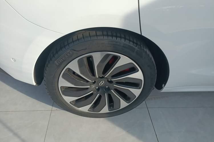 Used Hima AITO M5 2022 Range-Extended Rear-Drive Standard Version
