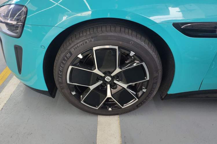 Used Xiaomi Auto SU7 2024 Rear-Drive Ultra-Long Range Advanced Pro-Level Intelligent Driving Version
