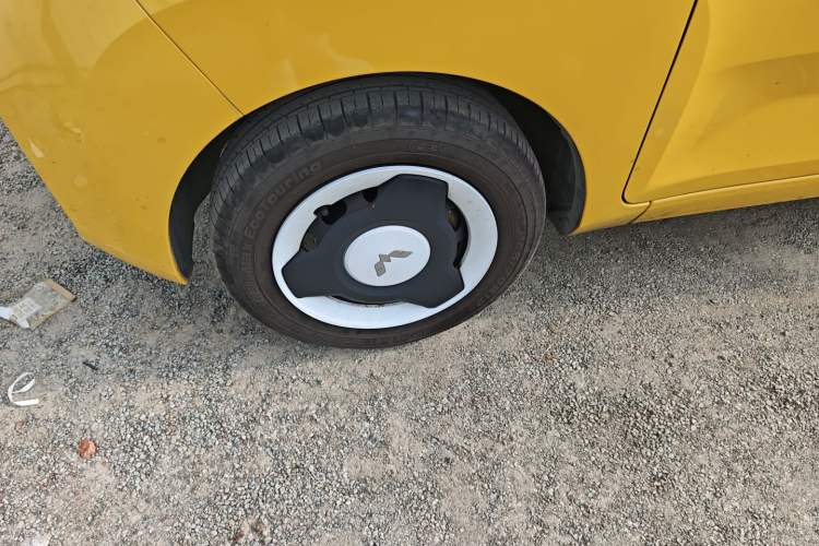 Used Wuling Hongguang MINIEV 2022 Macaron Premium Model – Lithium Ternary Battery
