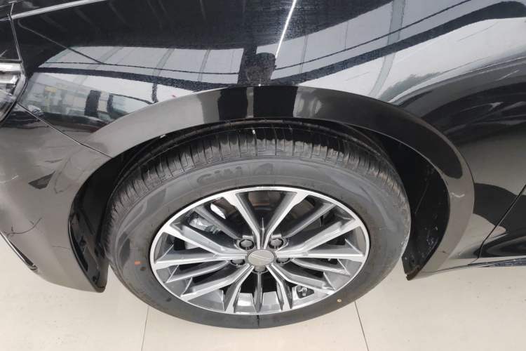 Used Geely Auto Preface 2025 Dongfang Yao 1.5TD Fuyao Edition
