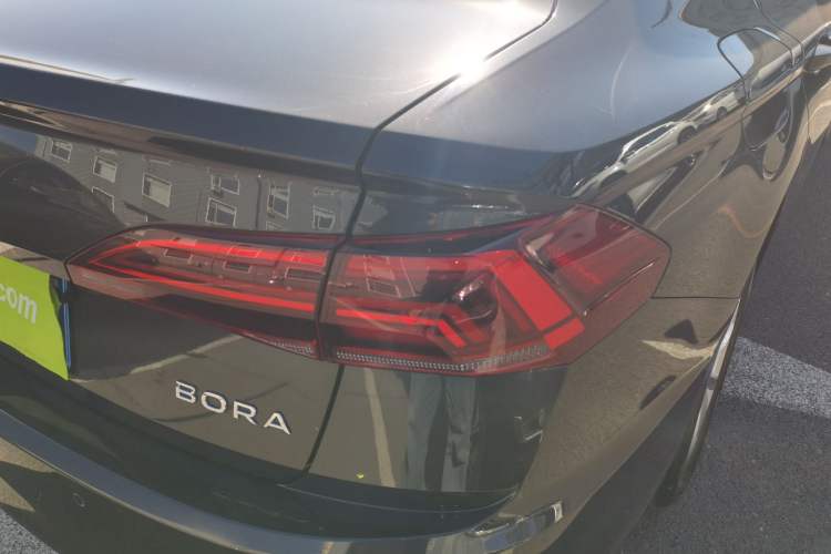 Used Volkswagen Bora 2021 1.5L Automatic Comfort Smart Connect Edition
