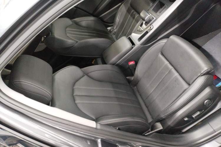 Used Audi A4L 2020 40 TFSI Fashion Dynamic Model
