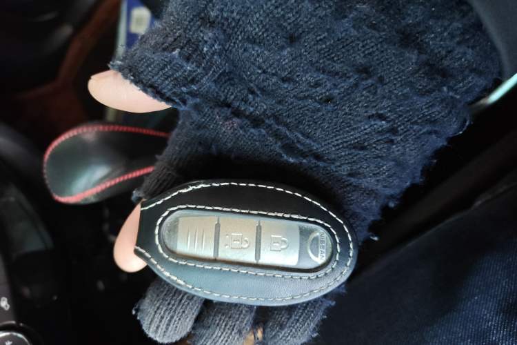 Used Nissan X-Trail 2015 2.0L CVT Comfort MAX Edition 2WD