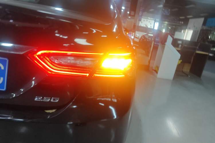 Used Toyota Camry 2018 2.5G Luxury Edition
