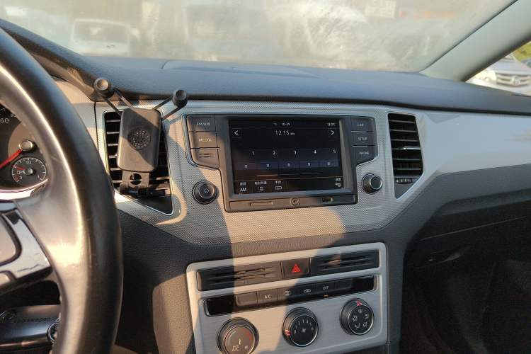 Used Volkswagen Golf Sportsvan 2016 230TSI Automatic Trend Edition
