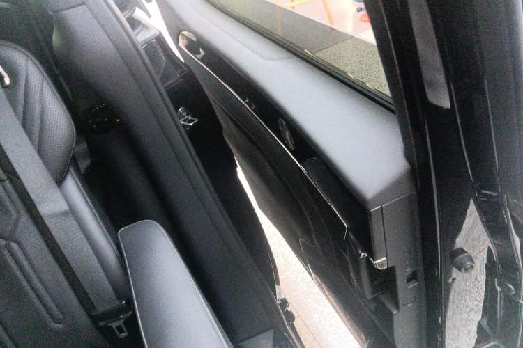 Used Zeekr 009 2022 WE Edition
