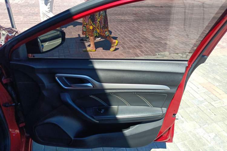 Used MG 6 New Energy 2018 45T E-DRIVE Intelligent Drive Hybrid PILOT Super Internet Edition
