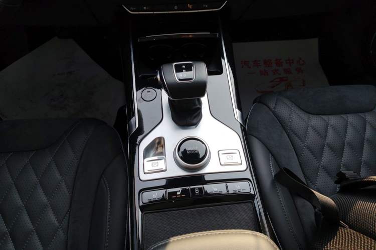 Used Hongqi HS5 2019 2.0T Smart Connect Flagship All-Wheel-Drive Version