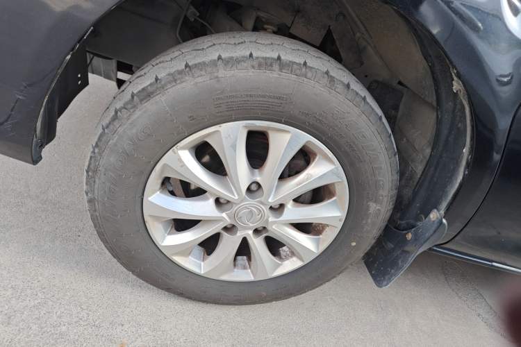 Used FORTHING Lingzhi 2019 M5L 1.6L 7-Seater Luxury Model China VI Standard