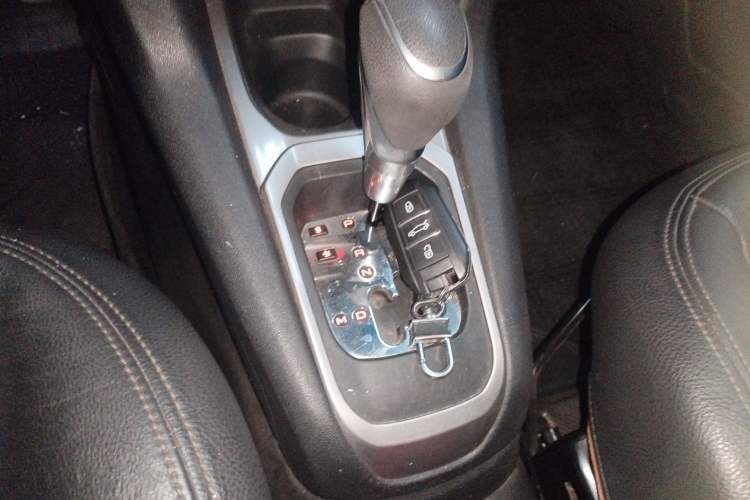 Used Peugeot 301 2014 1.6L Automatic Prestige Edition
