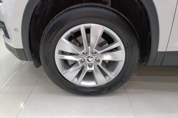 Used Skoda Kodiaq 2021 TSI330 7-Seater Two-Wheel-Drive Luxury Plus Edition