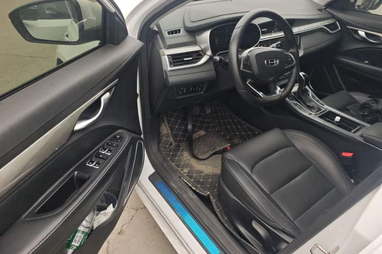 Used Geely Auto Emgrand 2019 Leading Edition 1.5L CVT Upward Asian Games Edition China VI
