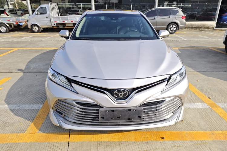 Used Toyota Camry 2019 2.0G Luxury Edition China VI Standard
