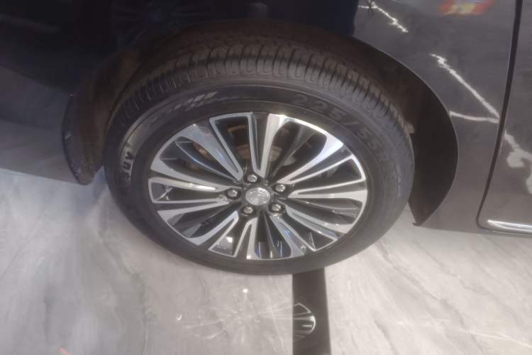 Used Buick GL8 2023 ES Lu Zun Luxury Model
