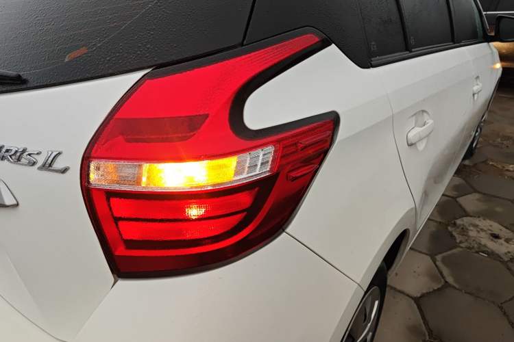 Used Toyota YARiS L 2019 1.5E CVT Dynamic Edition China VI compliant
