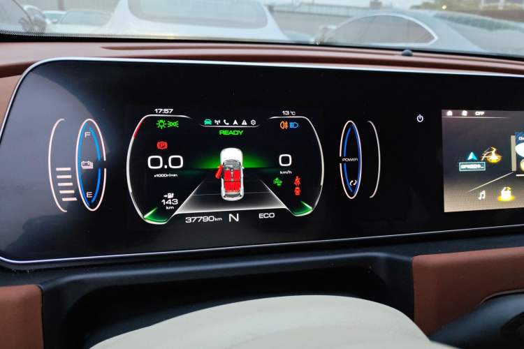 Used ORA Good Cat 2021 400km Standard Range Athena Edition Lithium Iron Phosphate