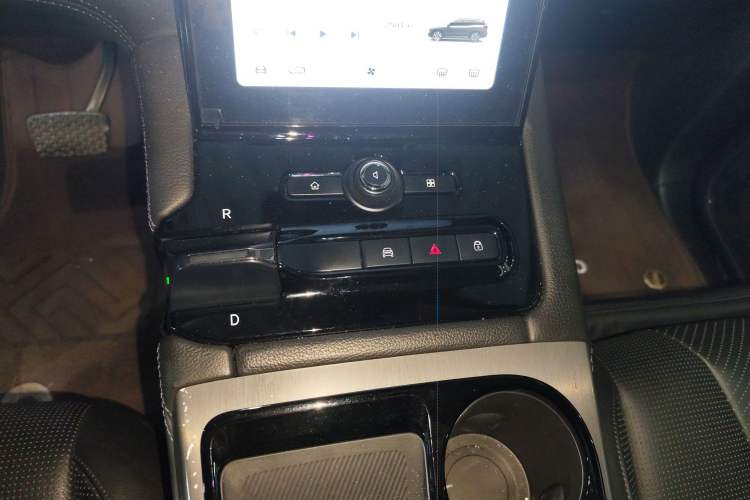 Used Nio ES8 2018 355 km Base Version 7-Seater Edition