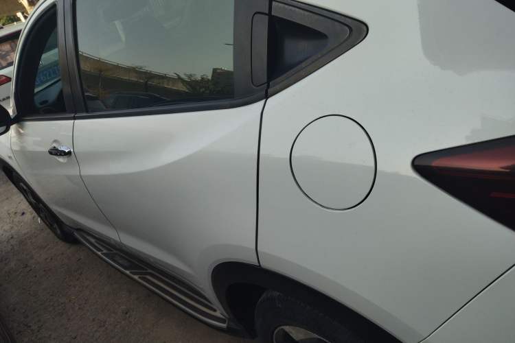 Used Honda Vezel 2016 1.8L CVT Front-Wheel Drive Pioneer Edition