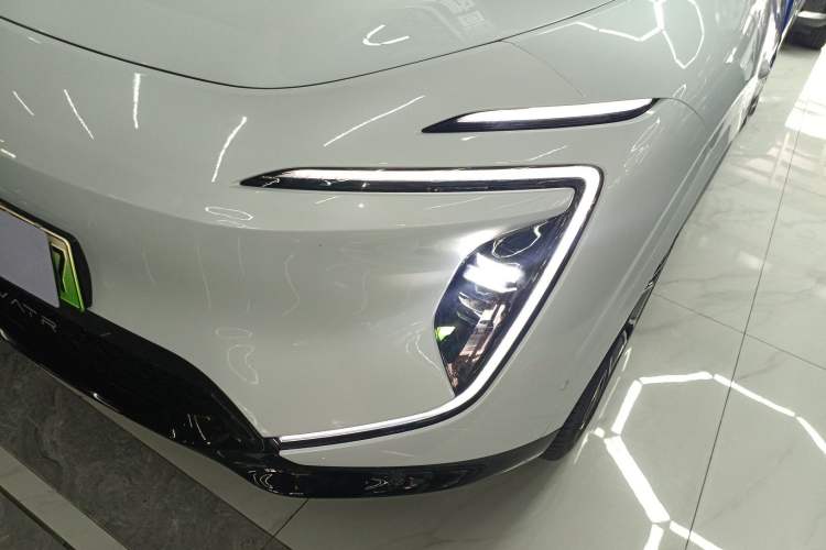 Used  07 2024 Ultra Range-Extended Four-Wheel Drive