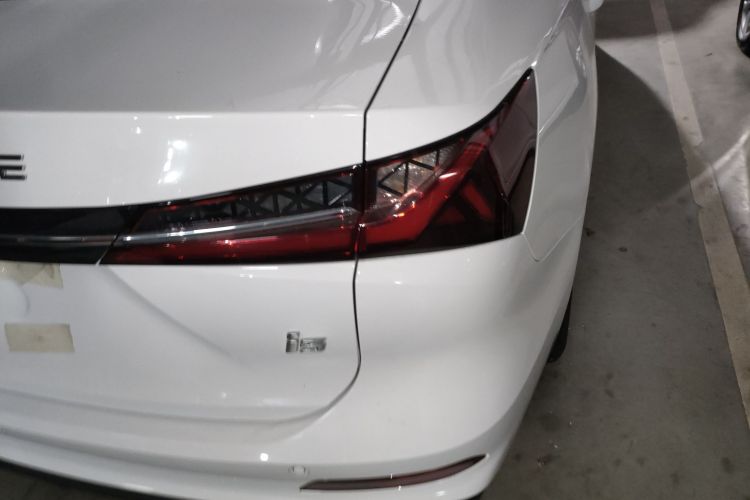 Used Roewe i5 2023 1.5L CVT Luxury Edition
