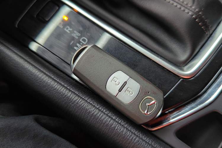 Used Mazda CX-5 2017 2.0L Automatic 2WD ZhiShang Trim China V Standard
