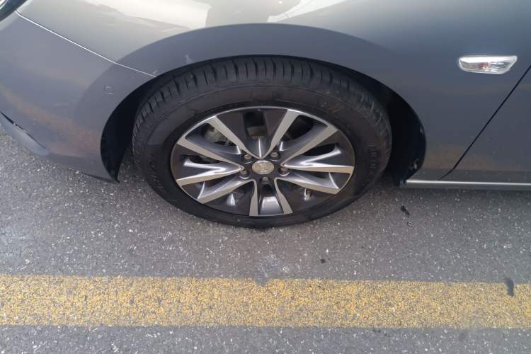 Used Buick GL6 2019 18T 6-Seater Connected Luxury Version China VI Standard
