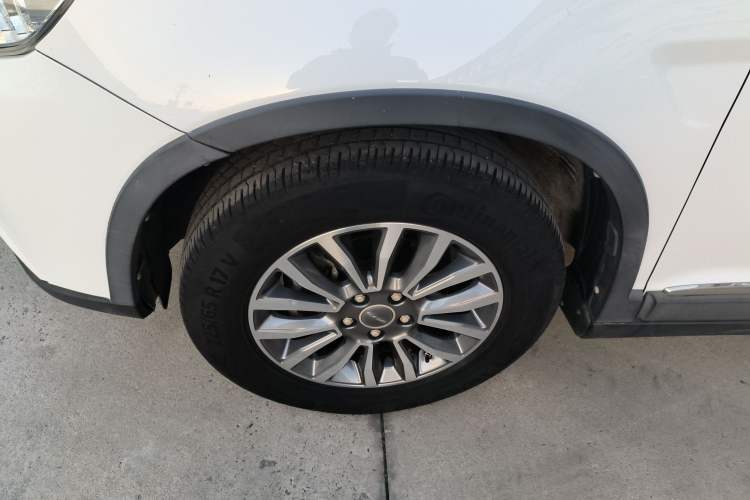 Used Haval H6 2017 Red-Label Sport Edition 1.5T Automatic Two-Wheel Drive Luxury Model
