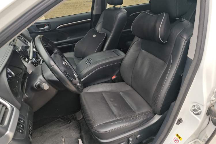 Used Toyota Highlander 2017 2.0T Four-Wheel Drive Ultimate Edition 7 Seats